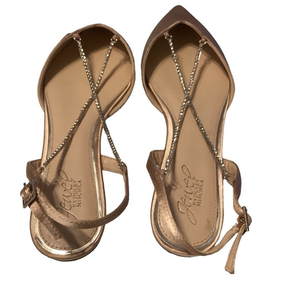 Badgley Mischka
Jewel Badgley Mischka Alanna Satin Slip-On Ballet Flats size 8.5 - Picture 5 of 9